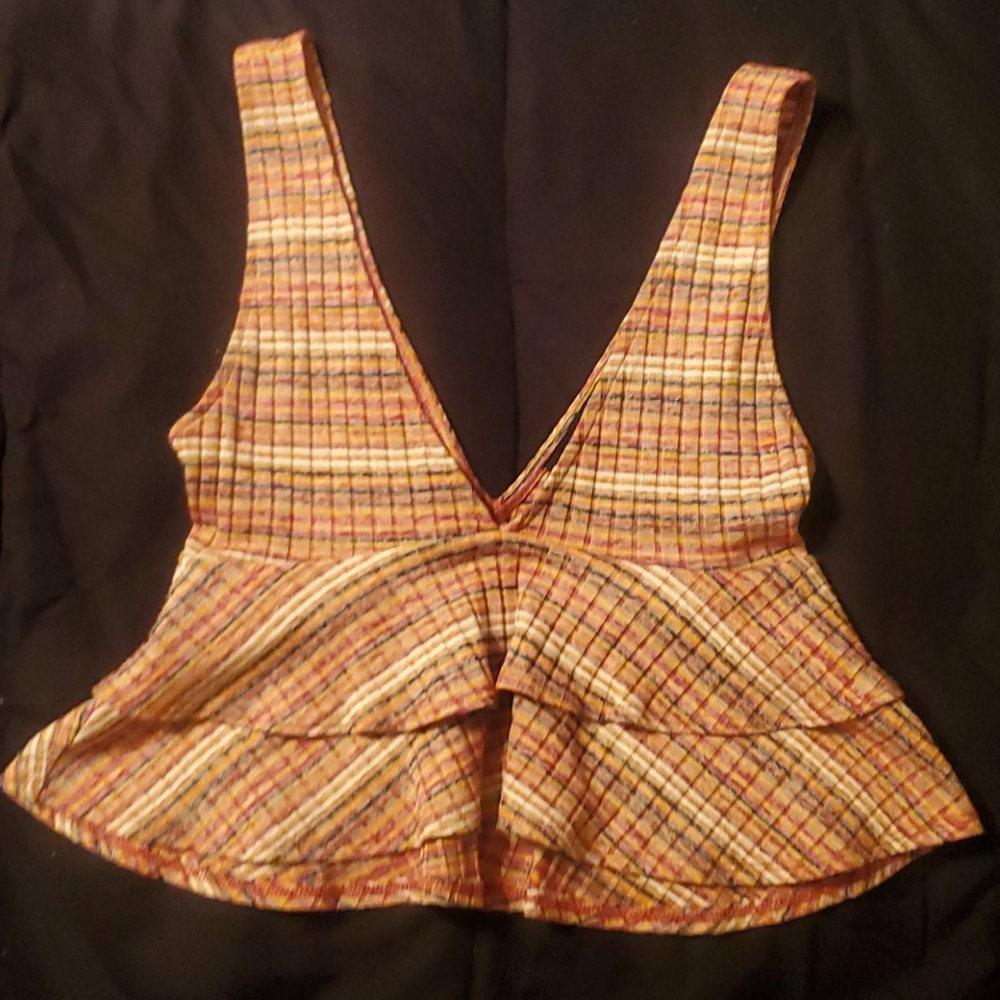 Forever 21 Flirty Deep V Crop Top Size Small